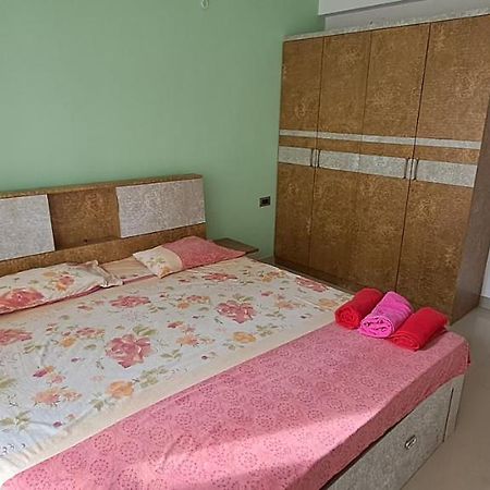 Ranghavi Sands Apartment With Pool - Near Beach And Dabolim Airport Bogmalo Bagian luar foto